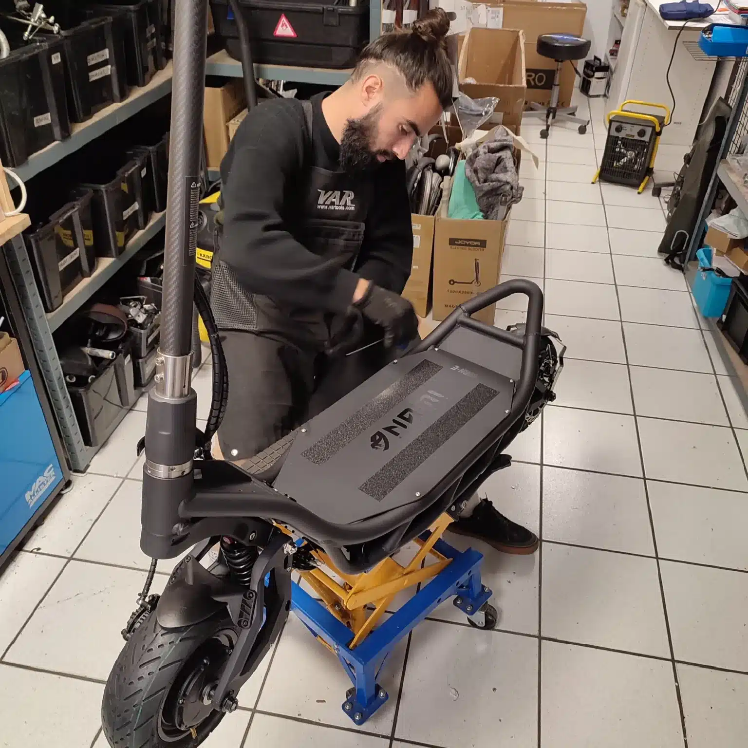 Réparation trottinette électrique à La Rochelle – Service Cycle